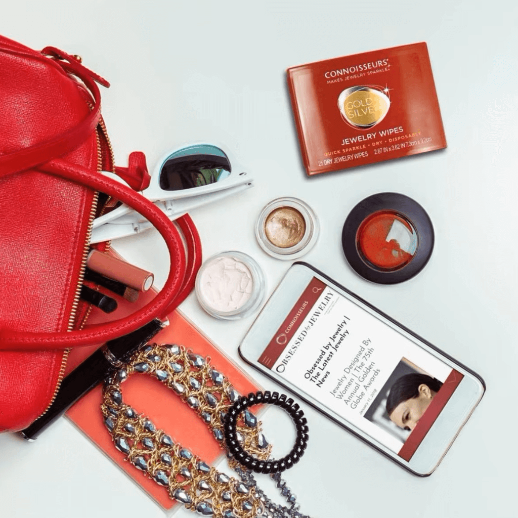 Jewelry Cleaning Wipes by Connoisseurs lifestyle picture
